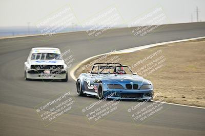 media/Jan-26-2025-CalClub SCCA (Sun) [[cfcea7df88]]/Group 5/Race/